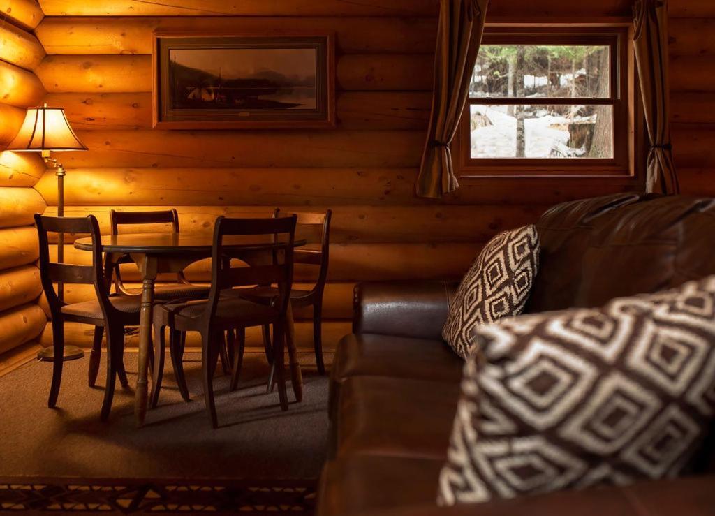 Lochsa Lodge Lolo ห้อง รูปภาพ