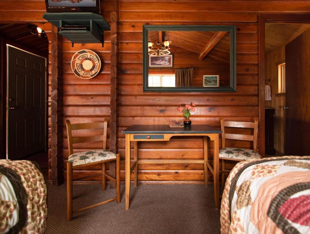 Lochsa Lodge Lolo ห้อง รูปภาพ